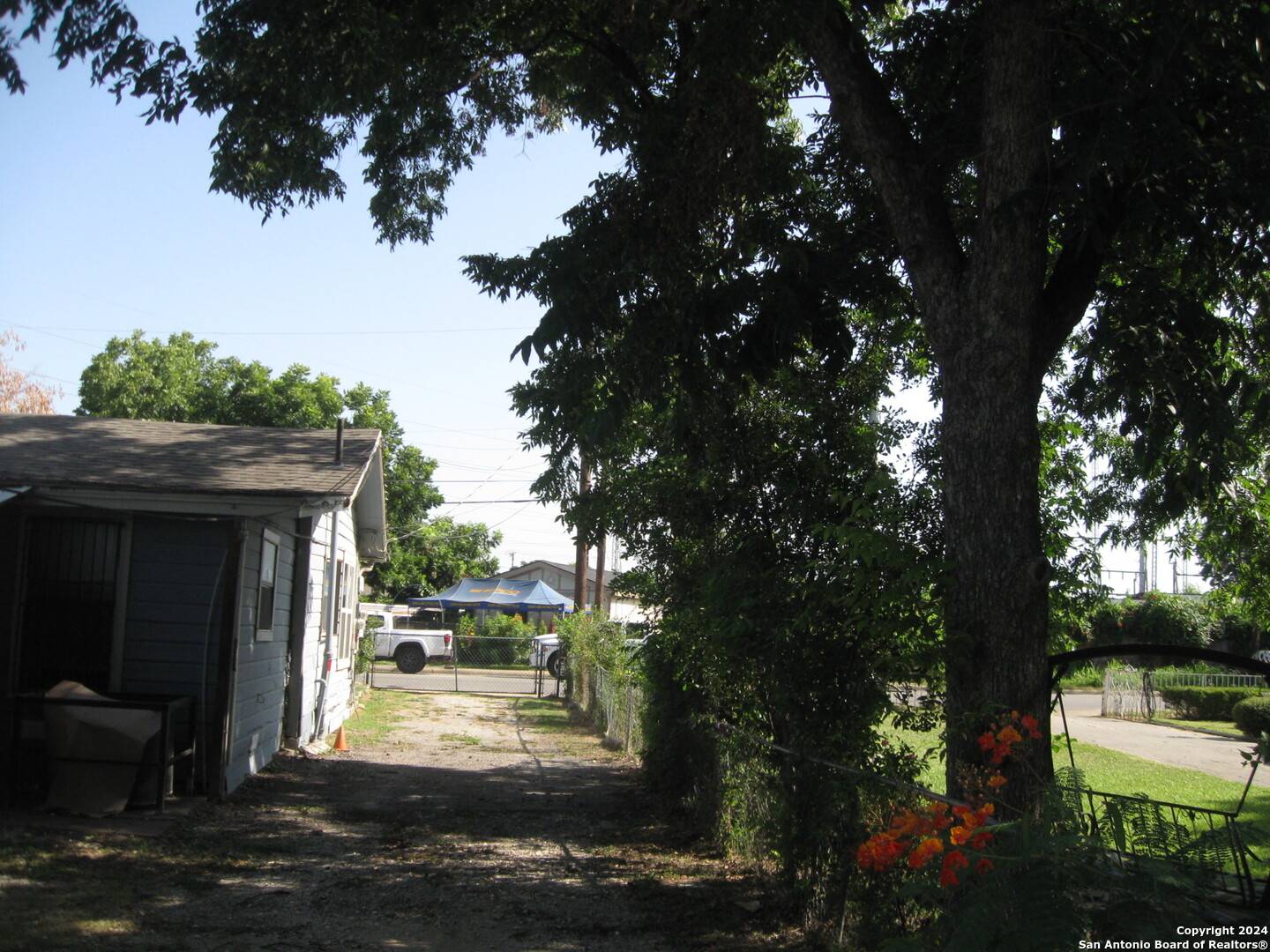 San Antonio, TX 78211-2410,1430 VICKERS AVE