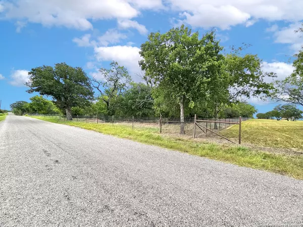 Seguin, TX 78155,0 SINGLE OAK RD