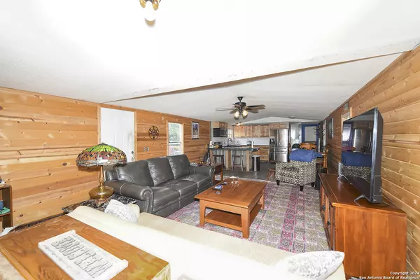 Spring Branch, TX 78070,438 Oak Trail