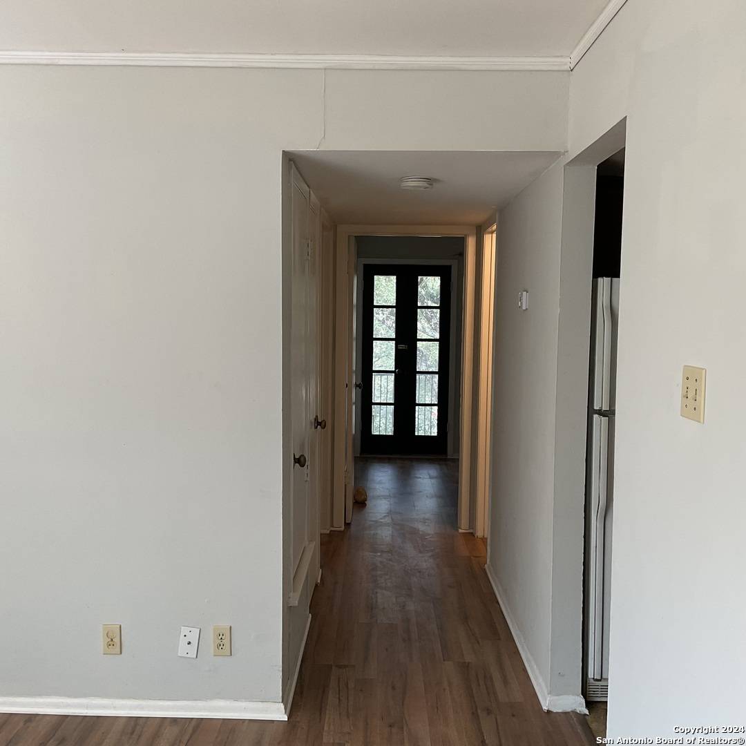 San Antonio, TX 78217-5402,8702 VILLAGE DR UNIT 123