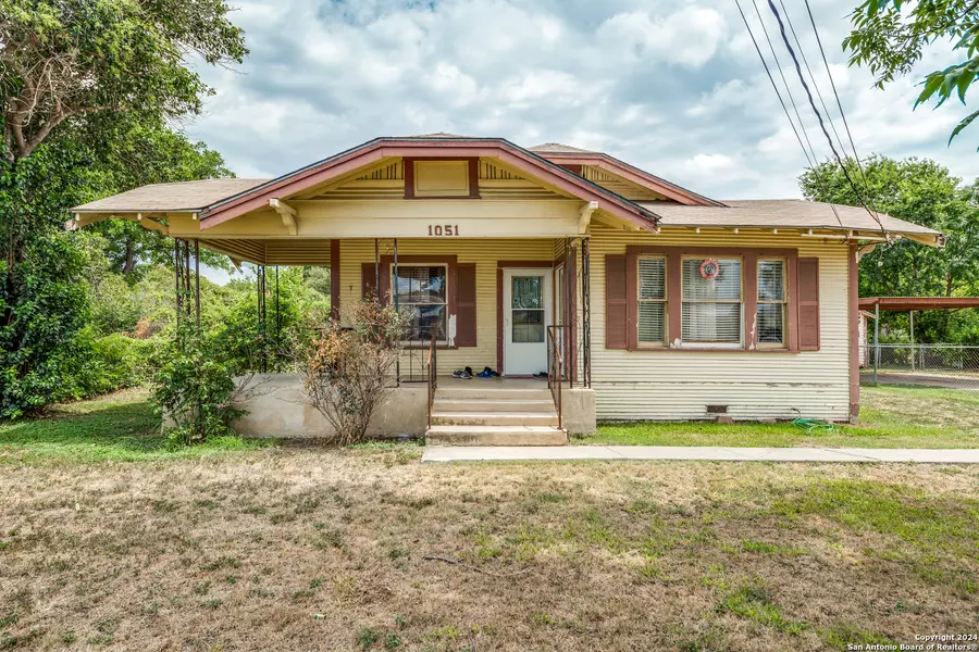 1051 KIRK PL, San Antonio, TX 78226-1321