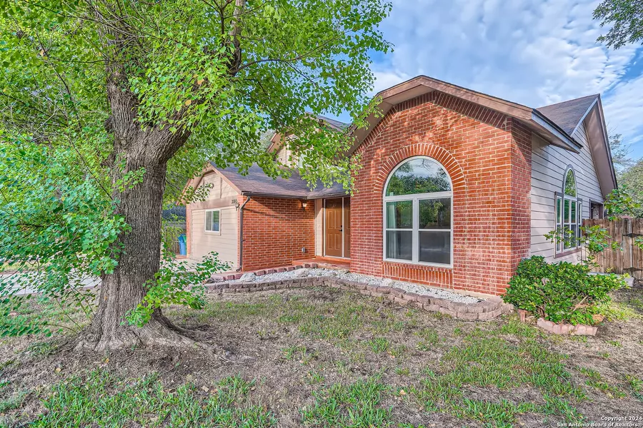 3366 Tavern Oaks, San Antonio, TX 78247