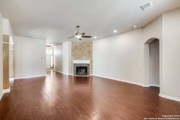 San Antonio, TX 78258-3267,1302 ARROW BOW