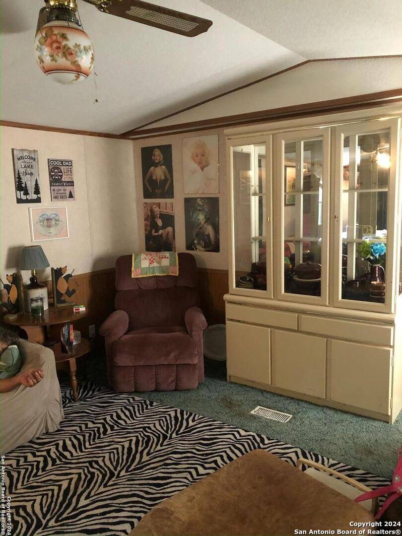 Bandera, TX 78003,1040 LAKESHORE LAKESHORE