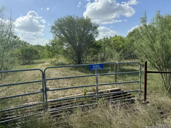 Pleasanton, TX 78064,5153 JIM BRITE RD