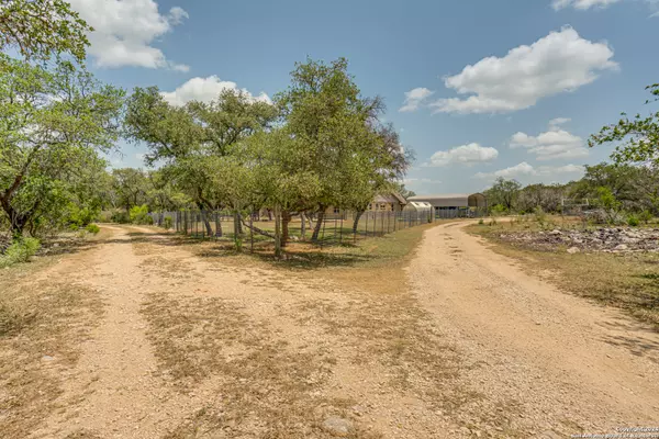 Hondo, TX 78861,377 Private Road 349