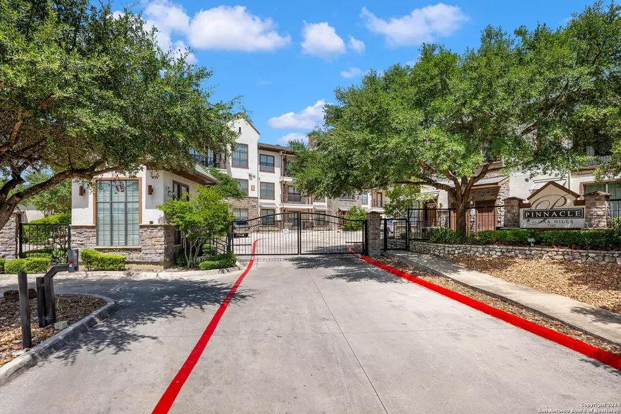 7342 oak manor UNIT 7205, San Antonio, TX 78229