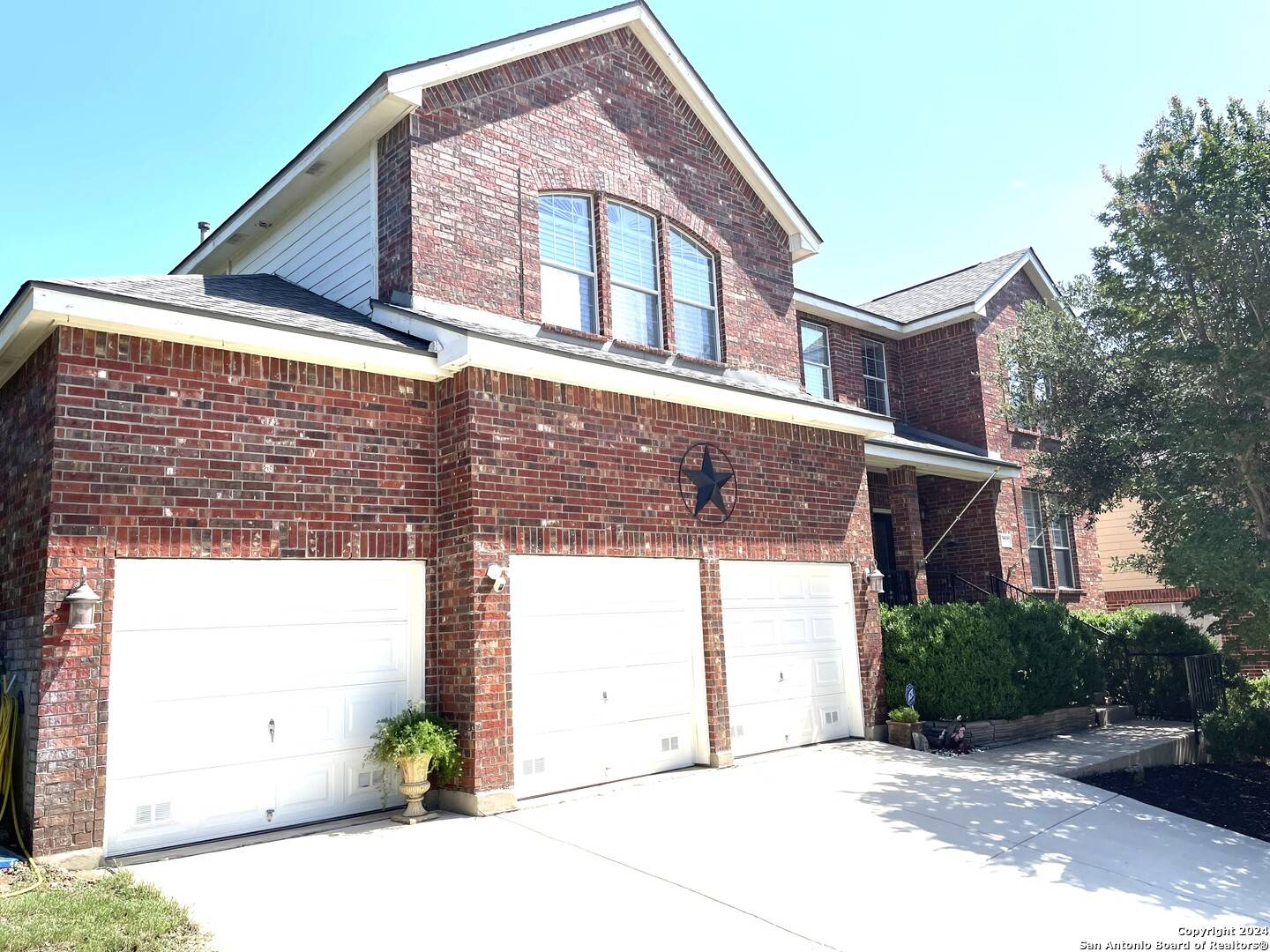 San Antonio, TX 78258-4363,735 LORIMOR CT