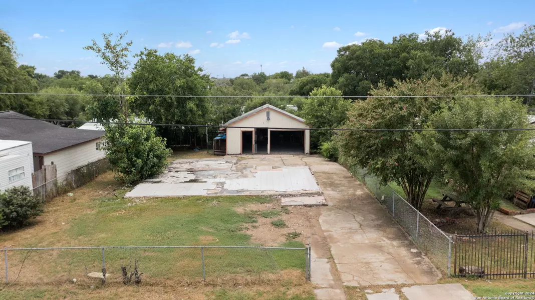 918 SHEMYA AVE, San Antonio, TX 78221-3144