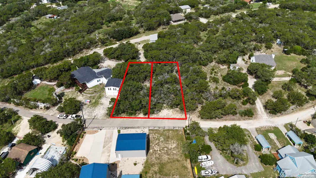 LOT 8 & 9 Blue Bill Cove, Lakehills, TX 78063