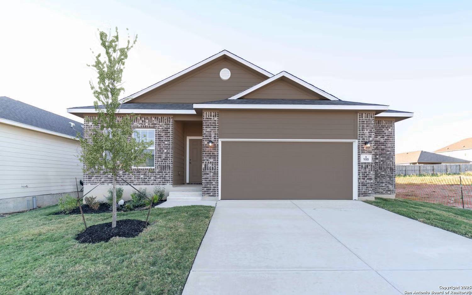 988 Gray Cloud, New Braunfels, TX 78130