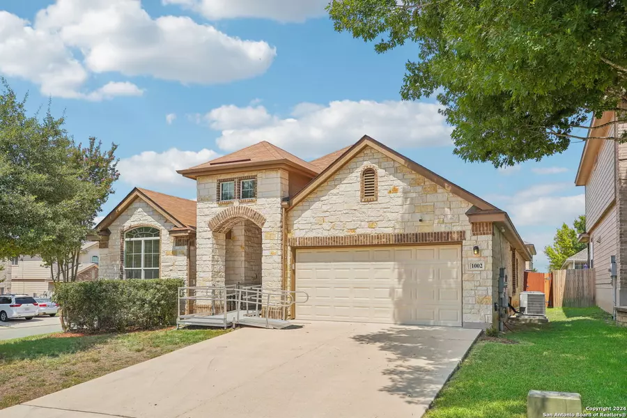 1002 ORCHID GRV, San Antonio, TX 78245-2458