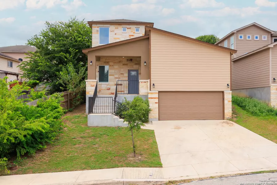 13235 LOMA CHICA, San Antonio, TX 78233-2444