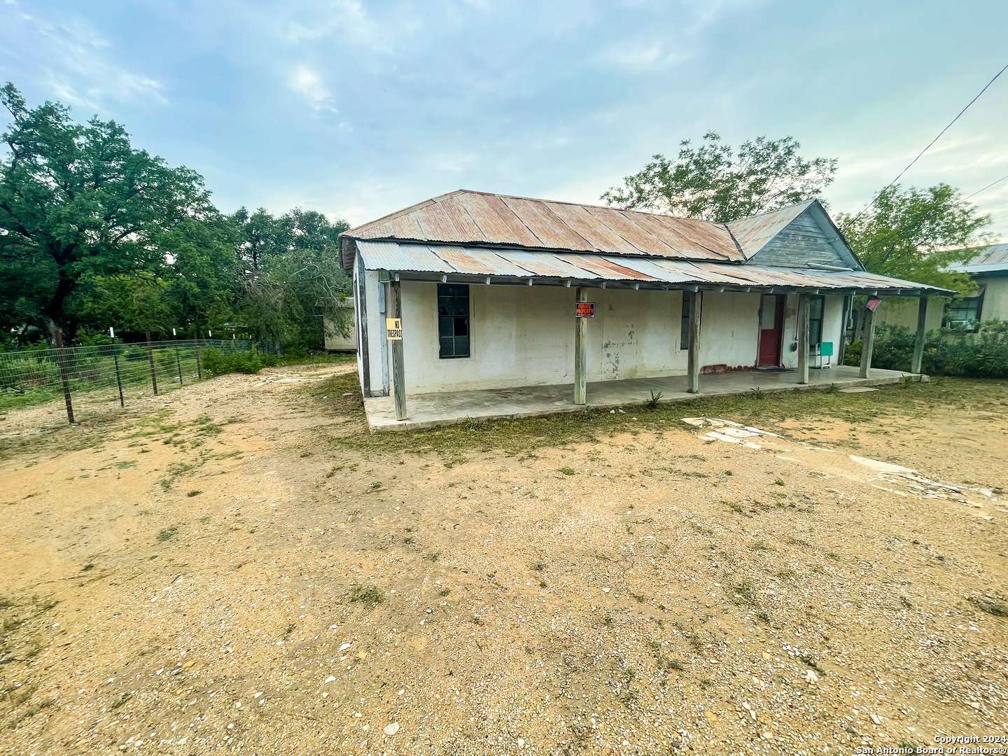 Brackettville, TX 78832,312 James St