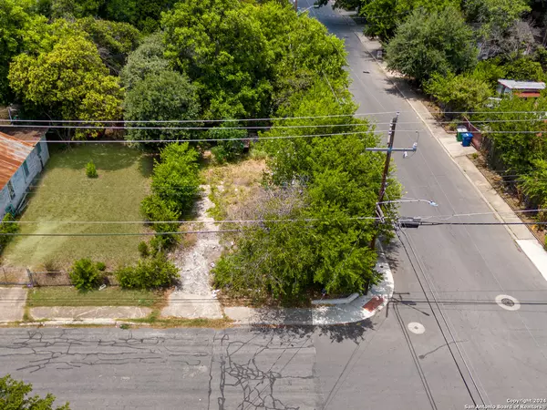 San Antonio, TX 78207-7650,2203 NAVIDAD ST