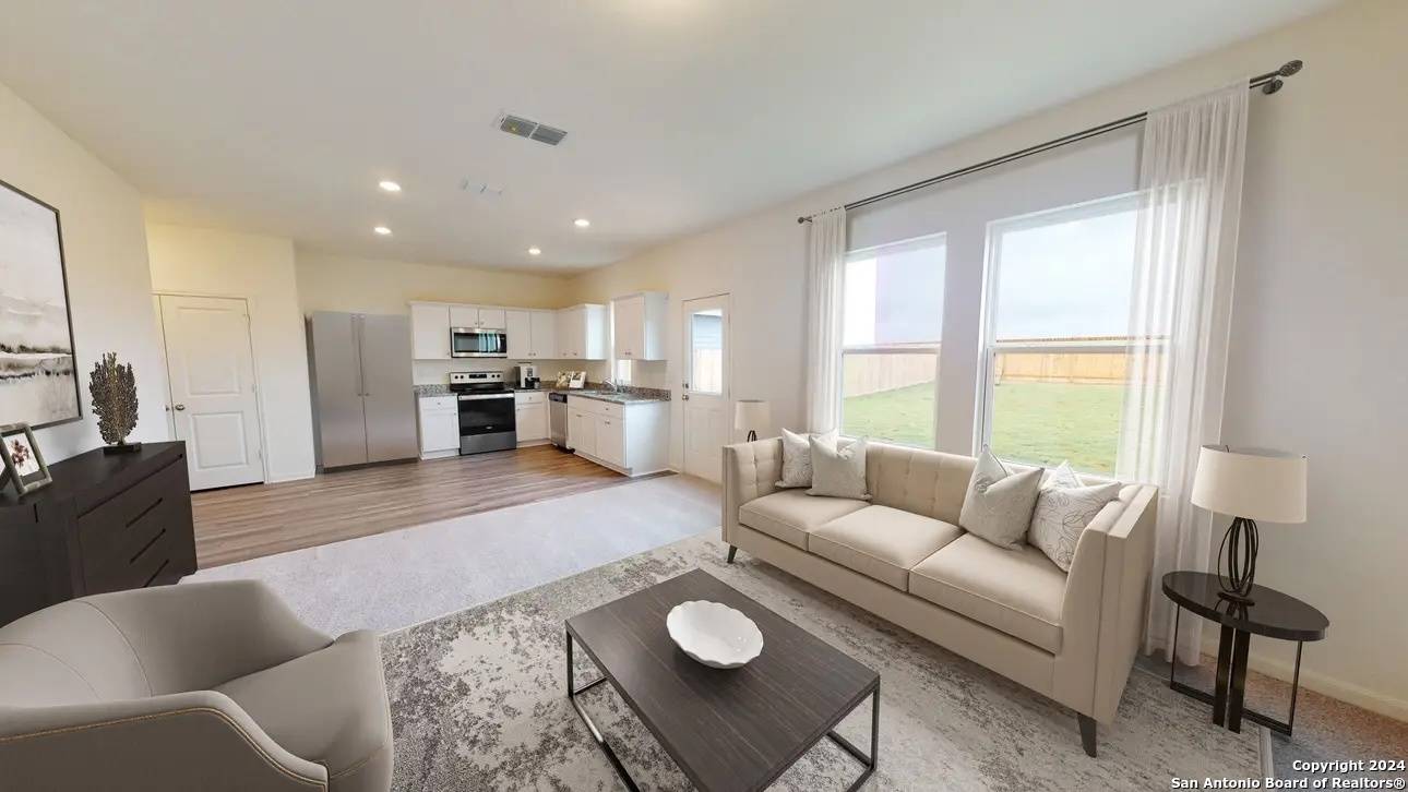 Converse, TX 78109,1007 Bulrush Street