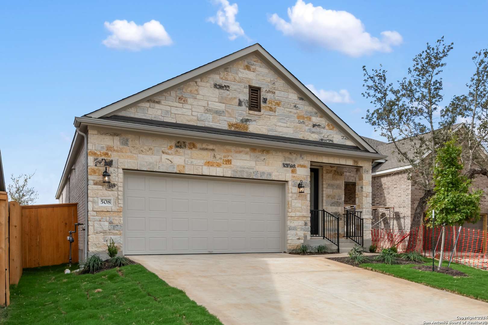 508 Possumhaw Ln., San Marcos, TX 78666