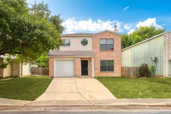 9217 VILLAGE BROWN, San Antonio, TX 78250-4940