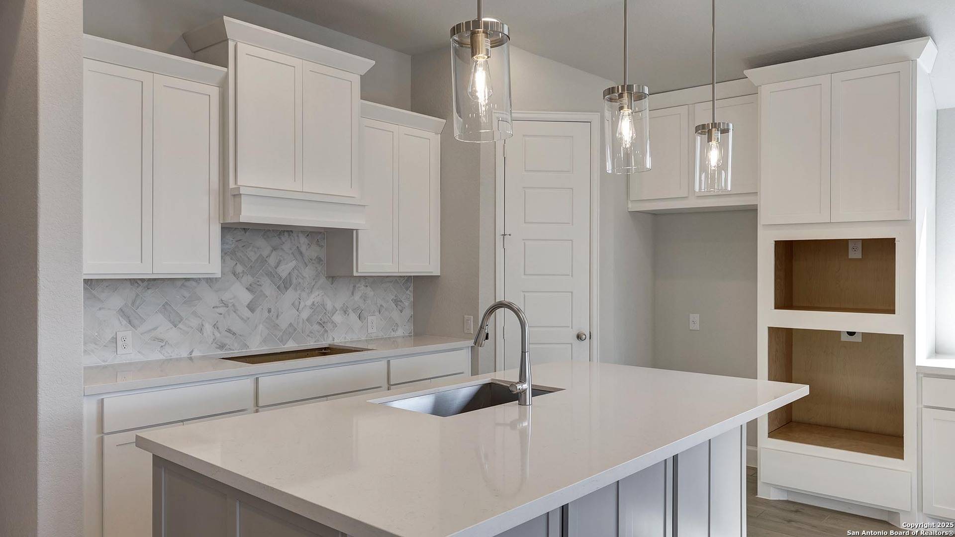 Castroville, TX 78009,176 Post Oak
