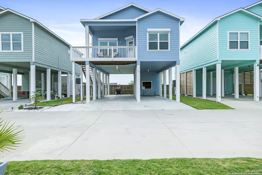 122 Nautica, Rockport, TX 78382