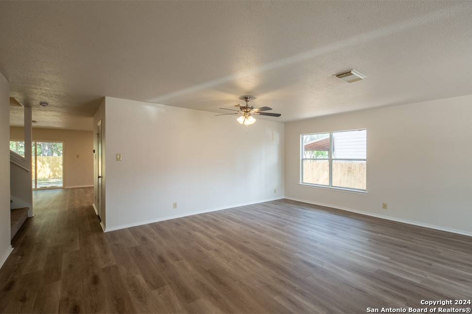 San Antonio, TX 78254-6930,10211 SANDBROOK HL