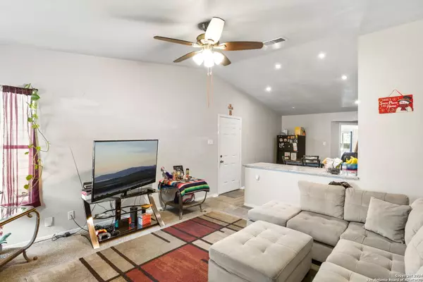 San Antonio, TX 78242,8760 Port Of Call
