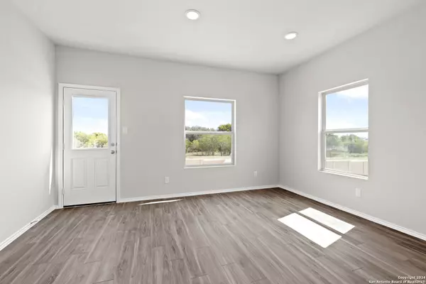 San Antonio, TX 78245,287 Gathering Drive
