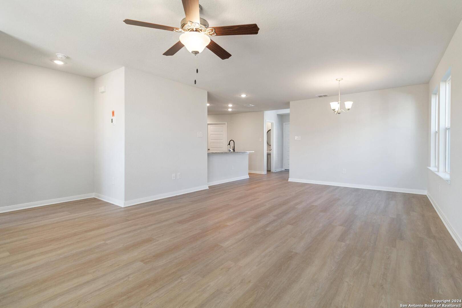 San Antonio, TX 78222,8578 Redhawk Loop