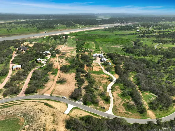 Marble Falls, TX 78654,281 chimney cove