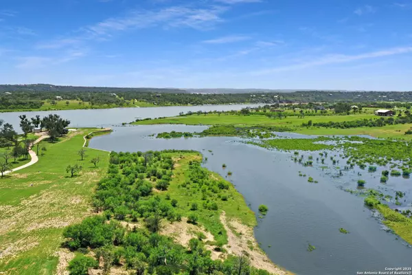 Marble Falls, TX 78654,281 chimney cove