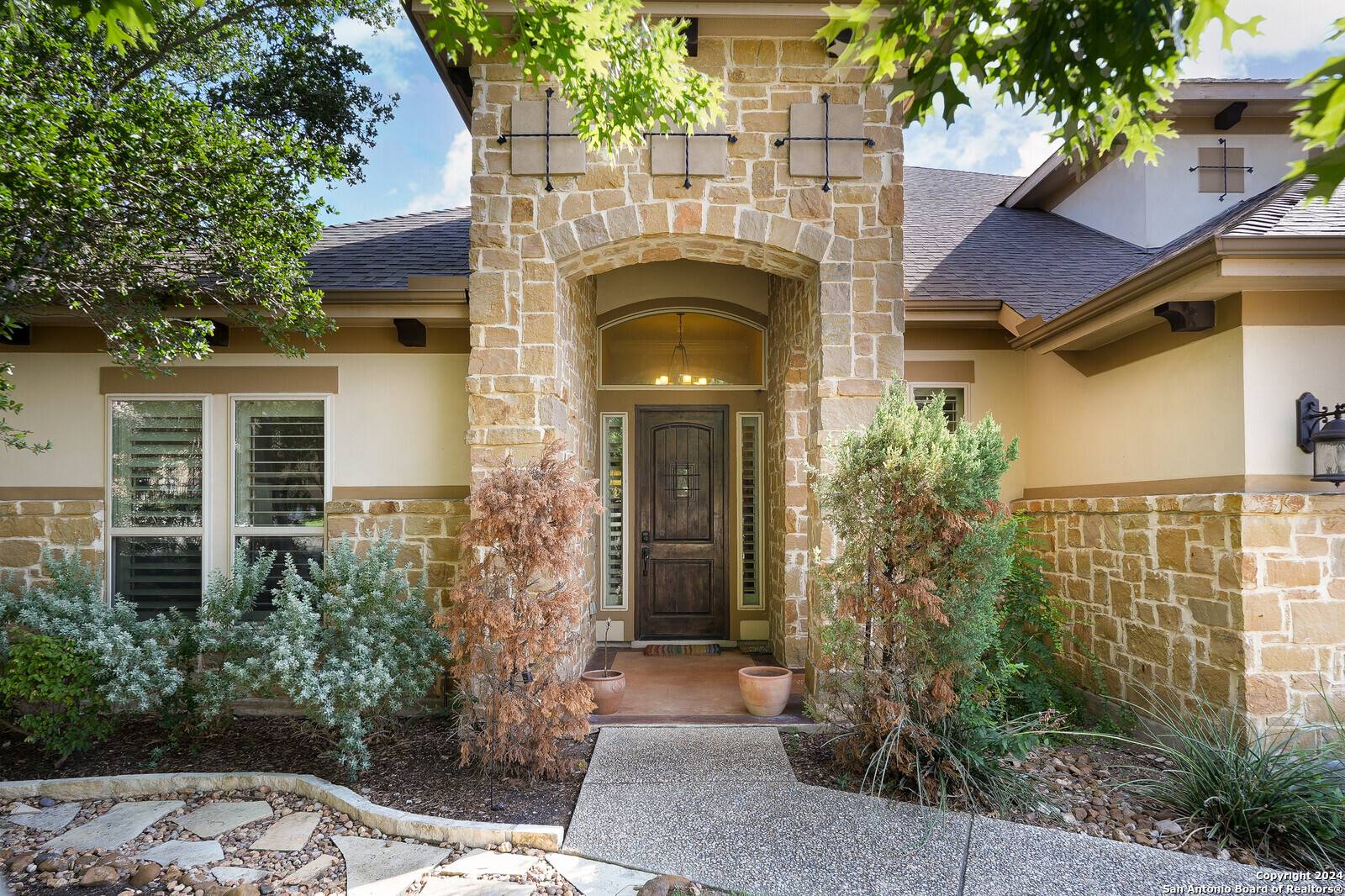 2502 DUNMORE HL, San Antonio, TX 78230-2893