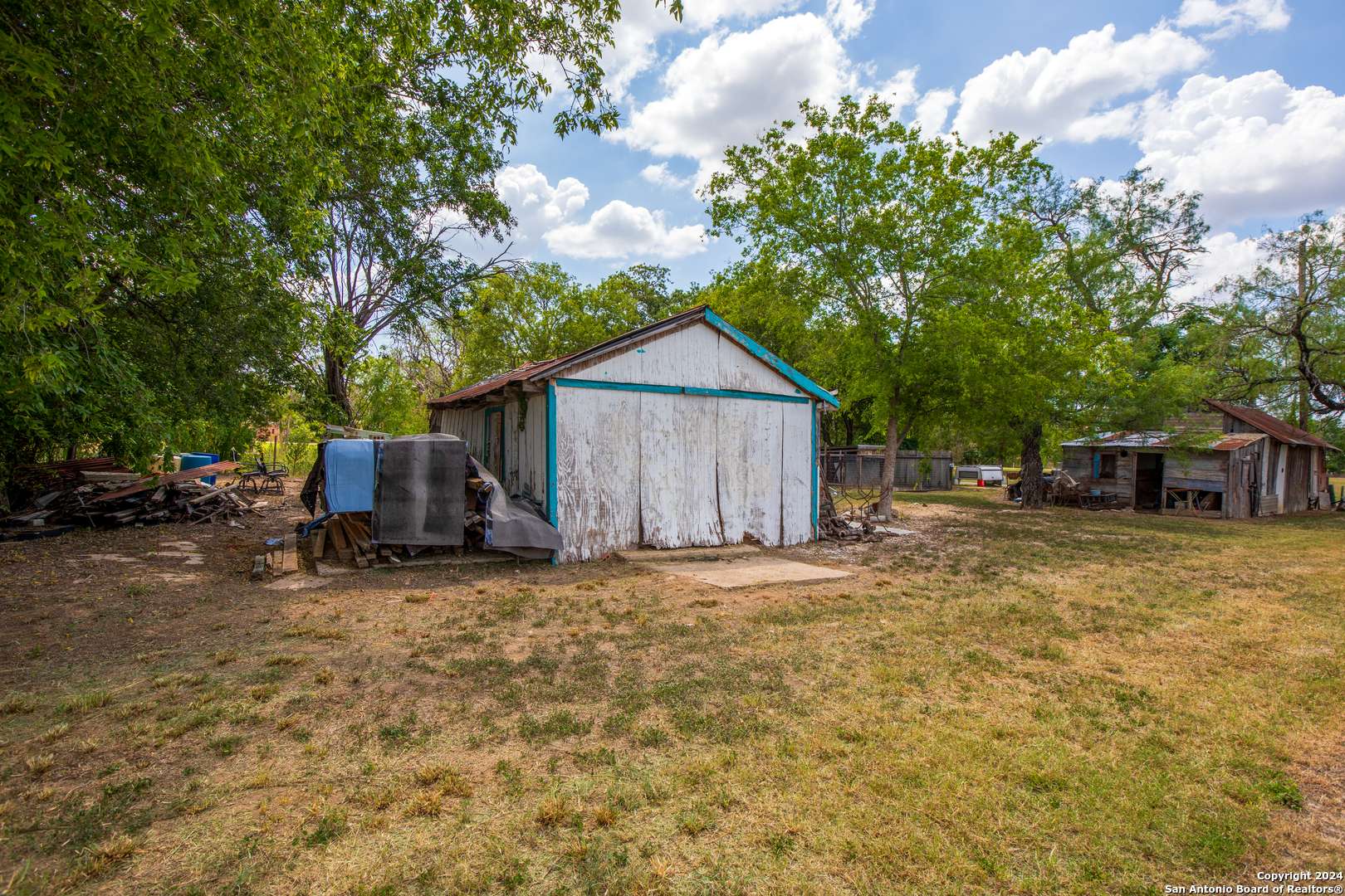 Elmendorf, TX 78112-6307,111 BEXAR