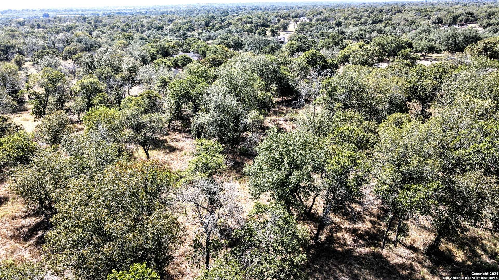 Natalia, TX 78059,112 COUNTY ROAD 6862