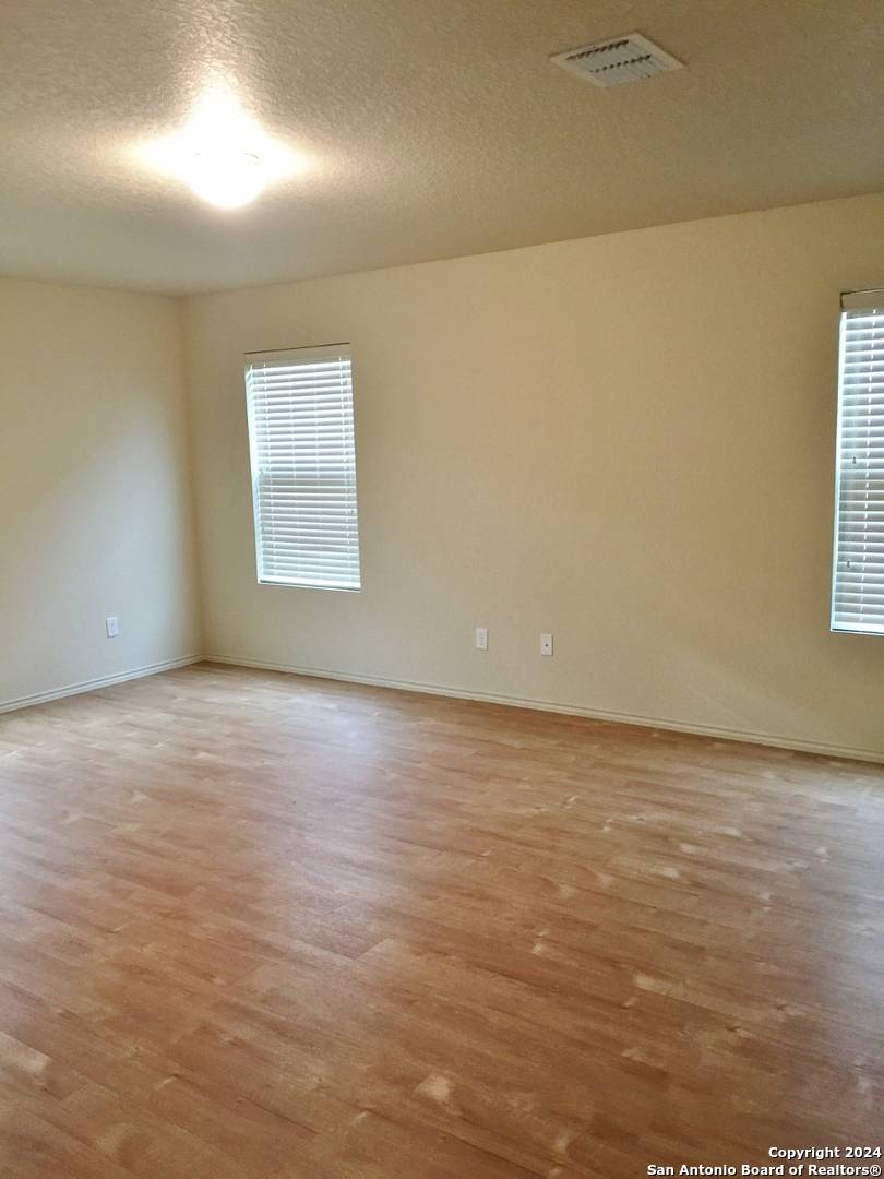 San Antonio, TX 78221,8911 Bonnie Butler