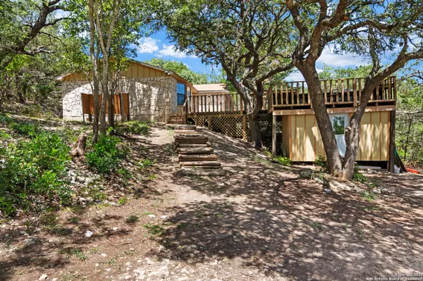 Pipe Creek, TX 78063,202 Cedar Hill Rd