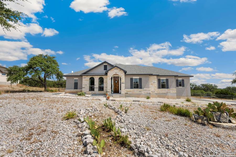 311 John Price, Blanco, TX 78606