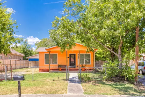 113 VISTA RD, San Antonio, TX 78210-3203