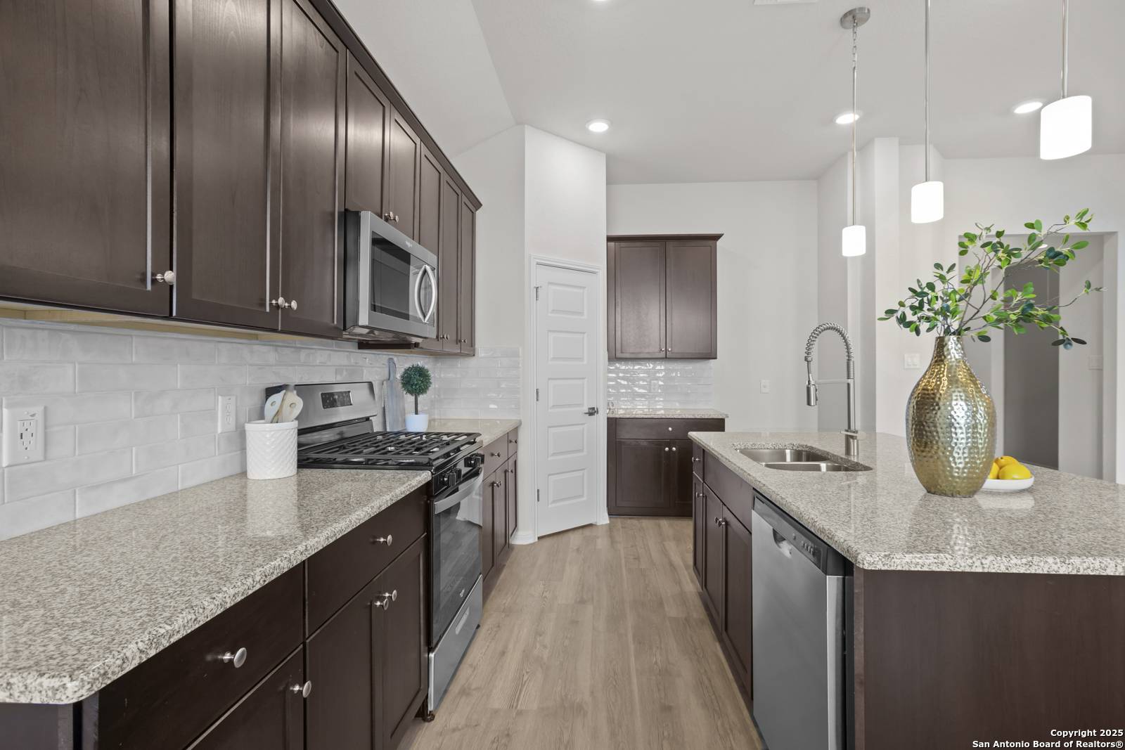 New Braunfels, TX 78130,2039 Newforest Peak