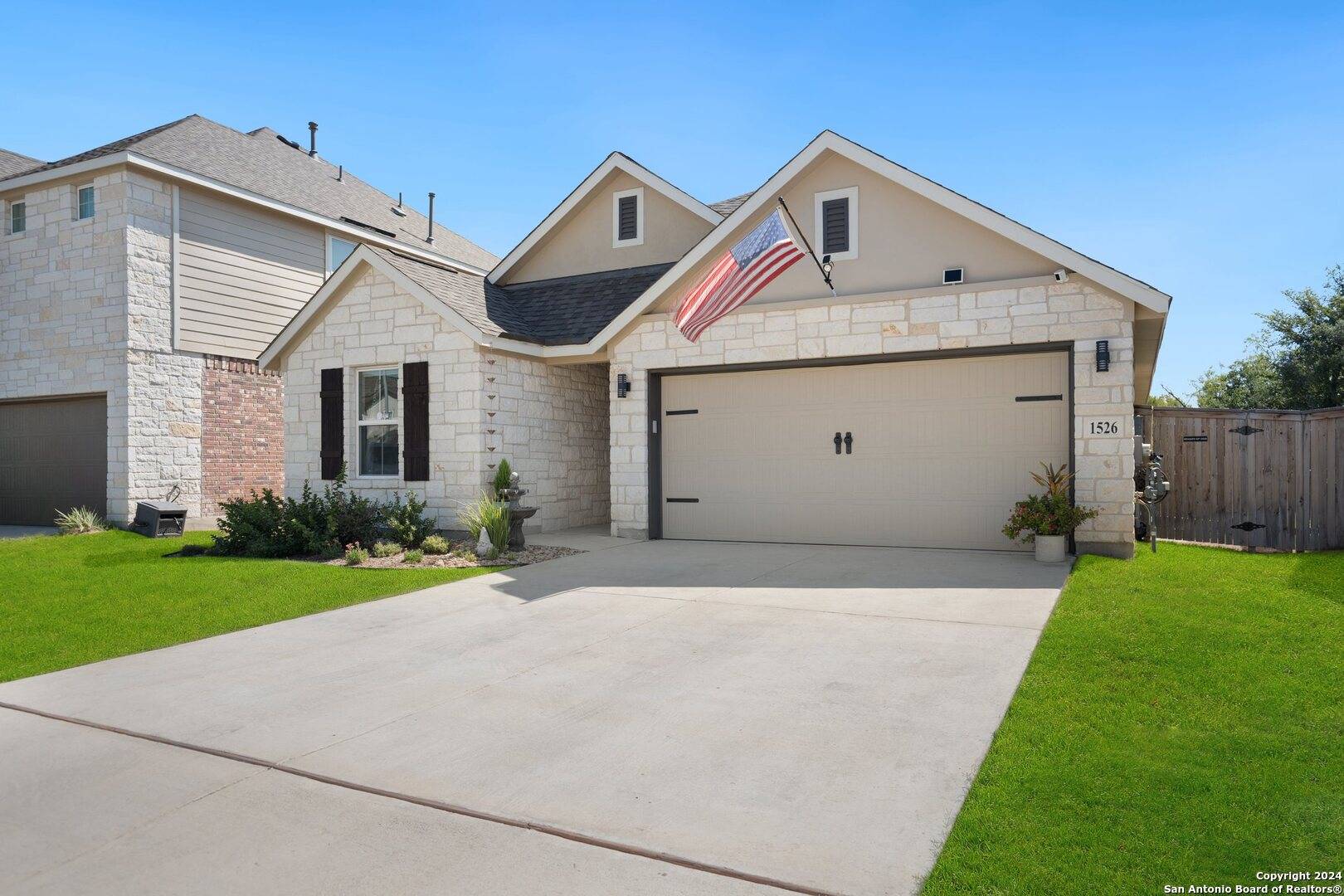 San Antonio, TX 78245-4074,1526 STONY ISLAND DR