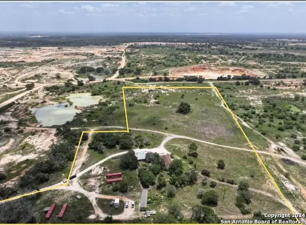 Von Ormy, TX 78073-5325,22818 STATE HIGHWAY 16