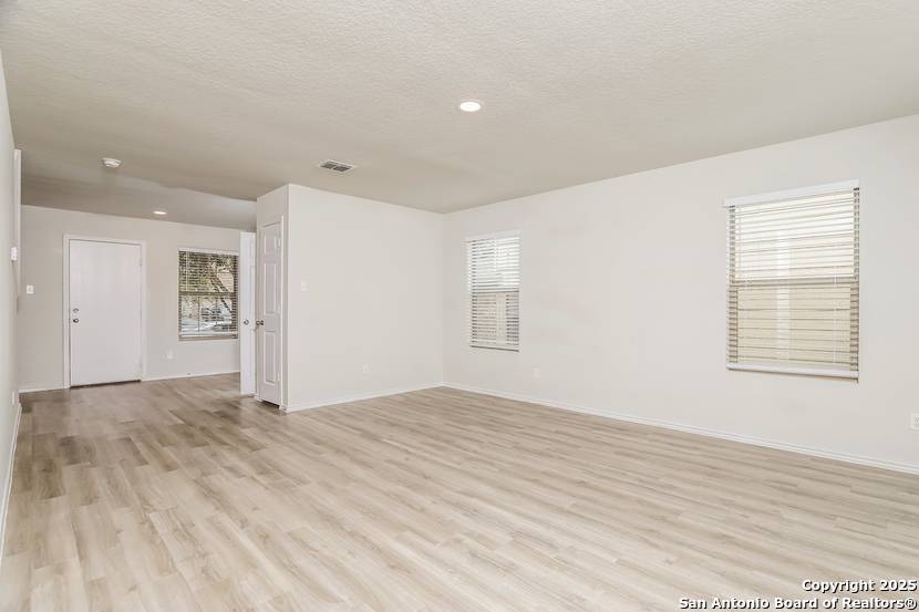 San Antonio, TX 78221,8818 Scarlett Pl