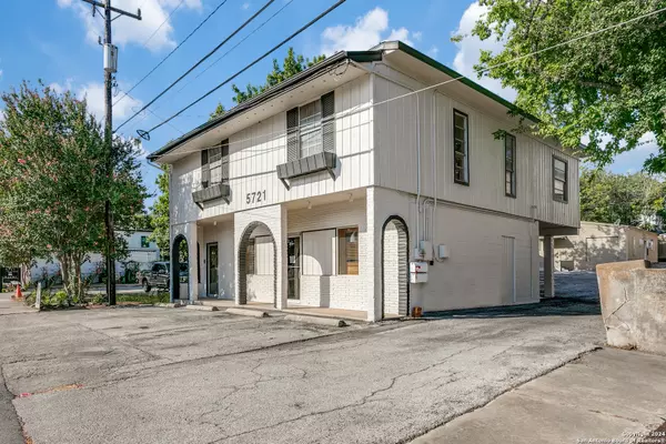 San Antonio, TX 78209-5701,5721 BROADWAY