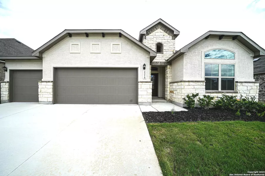 2264 Meadow Way, New Braunfels, TX 78132