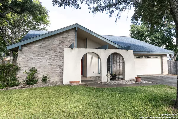 16607 hunting valley, San Antonio, TX 78247