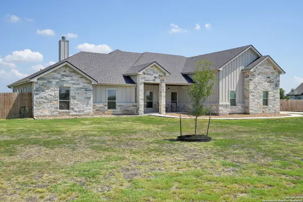 Marion, TX 78124-2187,103 RUSTIC WOODS