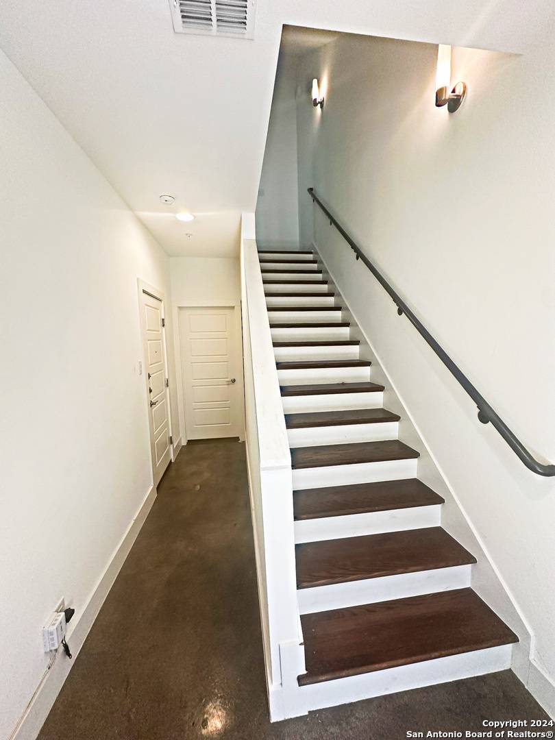 San Antonio, TX 78208-1212,1606 HACKBERRY ST UNIT 302