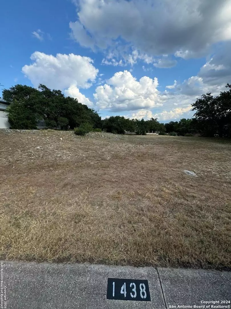 San Antonio, TX 78258-3206,1438 WHISPER MTN