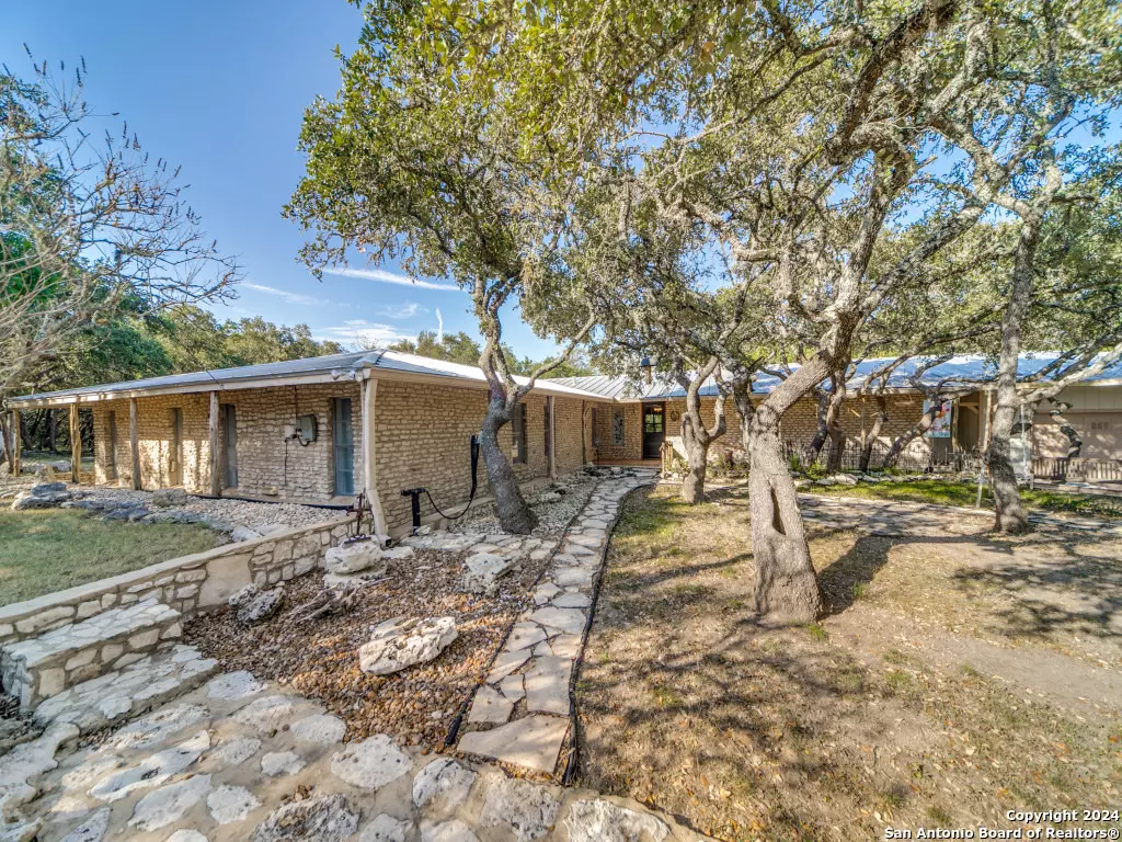 Boerne, TX 78006-8500,110 ALTA DR