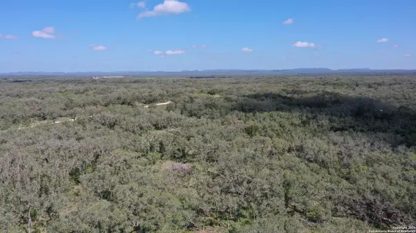 Dhanis, TX 78850,424 PR 324