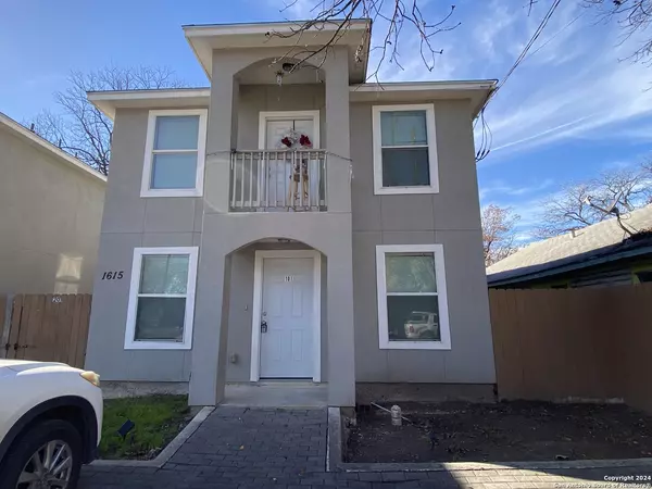 1611 NAVIDAD ST, San Antonio, TX 78201-6129